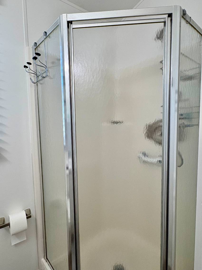 1300 N River Rd Lot R28 a Venice, FL Mobile or Manufactured Home for Sale