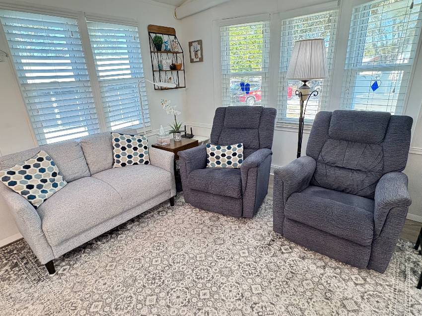 1300 N River Rd Lot R28 a Venice, FL Mobile or Manufactured Home for Sale