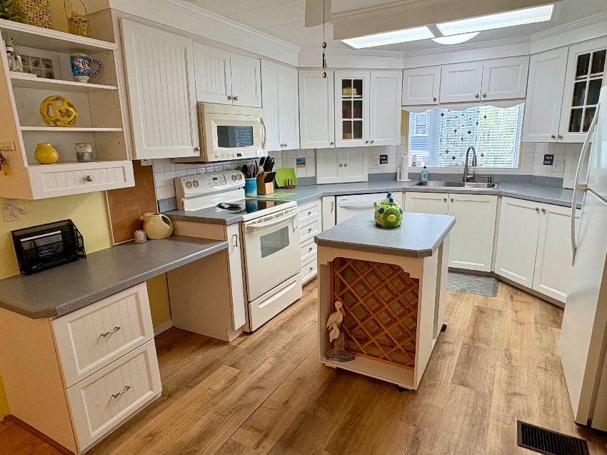 983 Nogoya E a Venice, FL Mobile or Manufactured Home for Sale