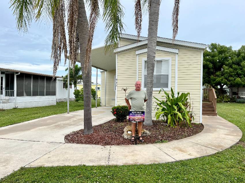 935 Lucaya a Venice, FL Mobile or Manufactured Home for Sale
