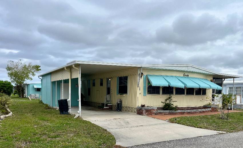925 Kenoma a Venice, FL Mobile or Manufactured Home for Sale
