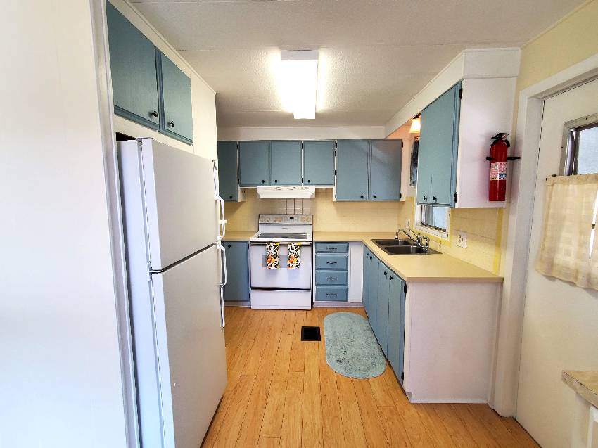 Ellenton, FL Mobile Home for Sale at 199 Poinciana Dr Ellenton, FL