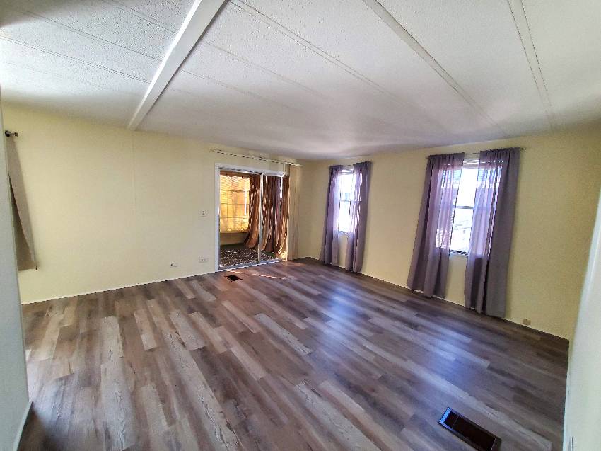 Ellenton, FL Mobile Home for Sale at 199 Poinciana Dr Ellenton, FL