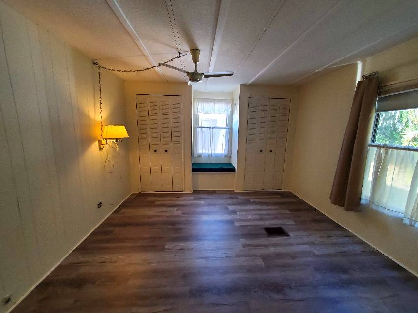 Ellenton, FL Mobile Home for Sale at 199 Poinciana Dr Ellenton, FL