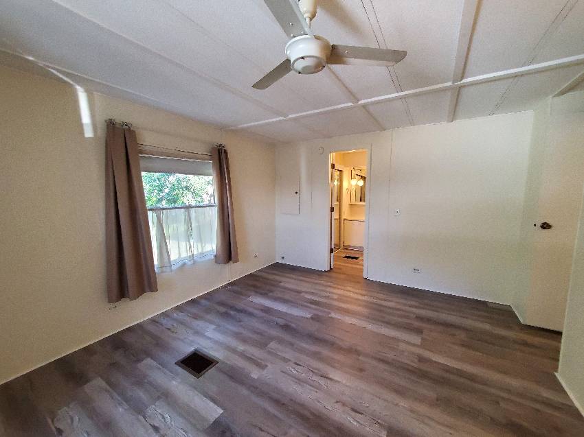 Ellenton, FL Mobile Home for Sale at 199 Poinciana Dr Ellenton, FL