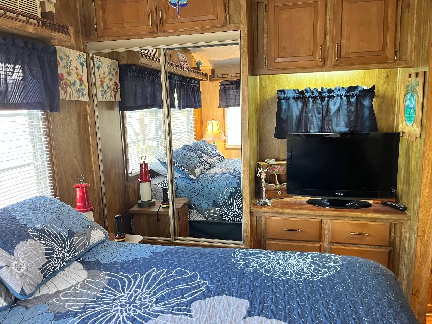 1300 N River Rd Lot C62 a Venice, FL Mobile or Manufactured Home for Sale