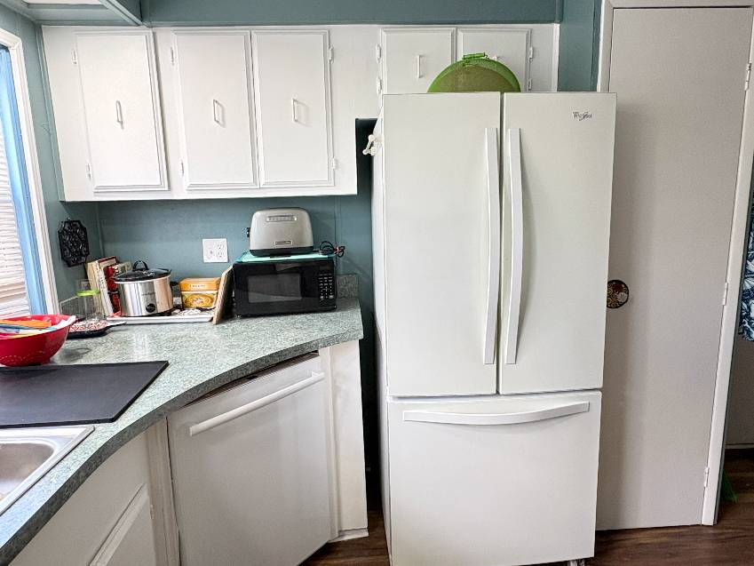 465 Zacapa a Venice, FL Mobile or Manufactured Home for Sale