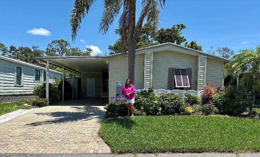 1256 N Indies Circle a Venice, FL Mobile or Manufactured Home for Sale