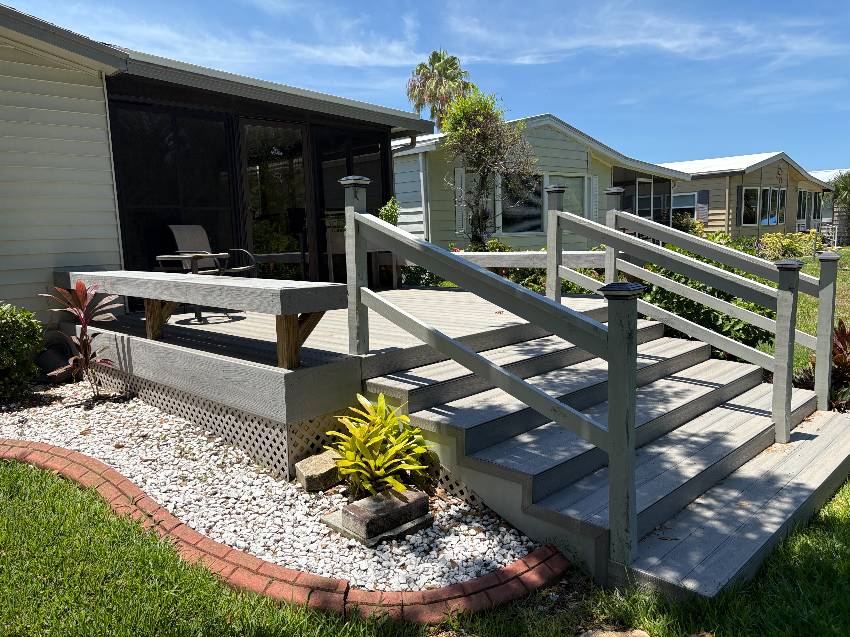 1256 N Indies Circle a Venice, FL Mobile or Manufactured Home for Sale