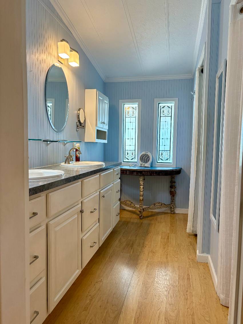 1256 N Indies Circle a Venice, FL Mobile or Manufactured Home for Sale