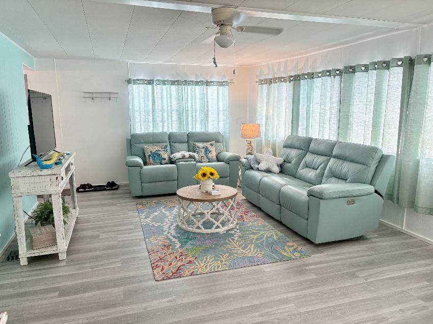 961 Antiqua a Venice, FL Mobile or Manufactured Home for Sale