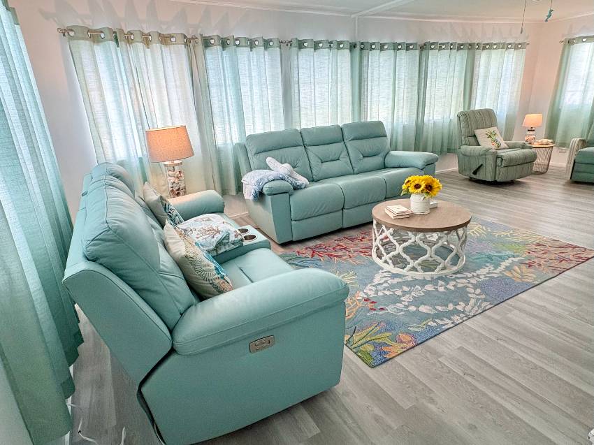 961 Antiqua a Venice, FL Mobile or Manufactured Home for Sale