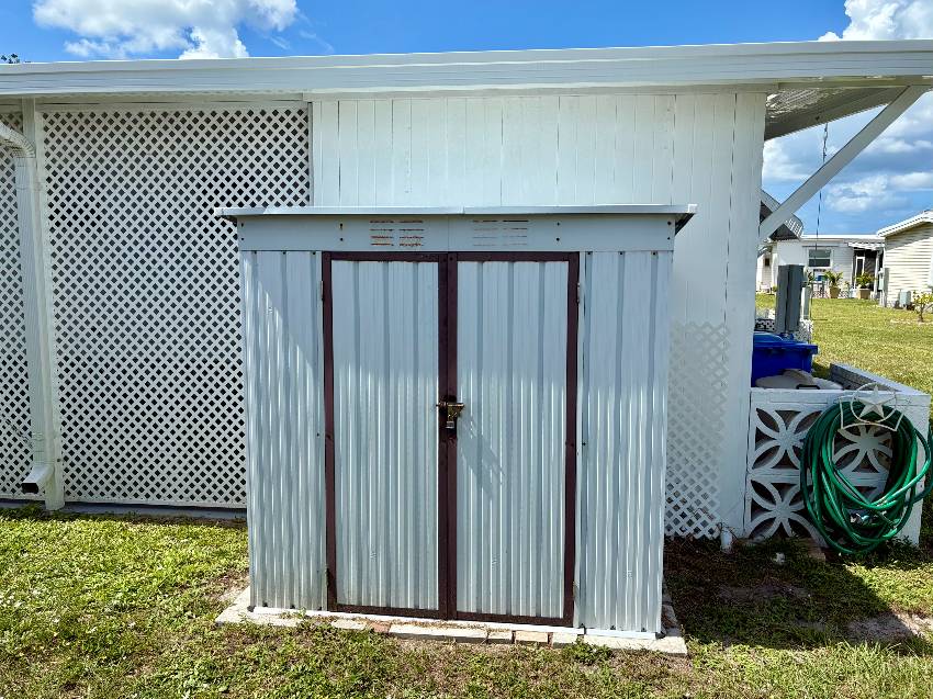 961 Antiqua a Venice, FL Mobile or Manufactured Home for Sale