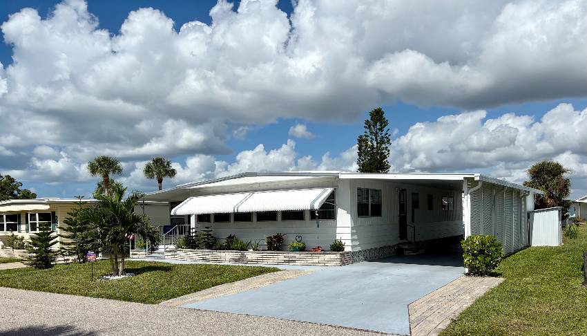 961 Antiqua a Venice, FL Mobile or Manufactured Home for Sale