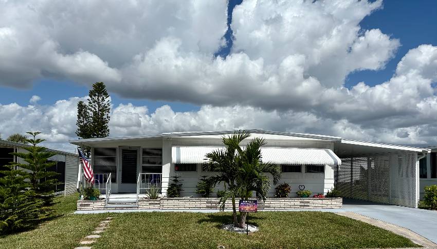 961 Antiqua a Venice, FL Mobile or Manufactured Home for Sale