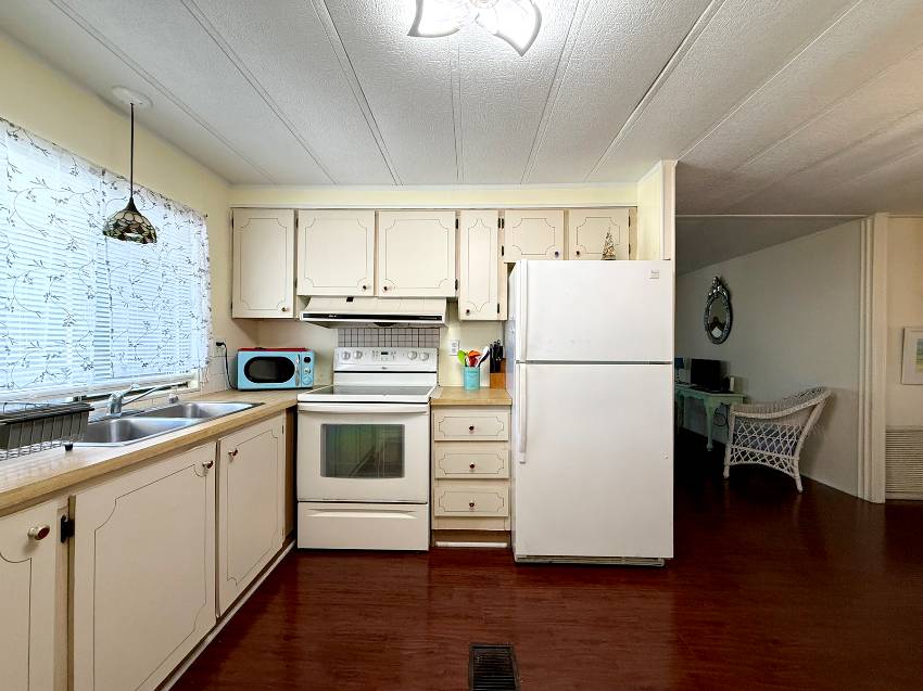 3904 Sunset Dr a Ellenton, FL Mobile or Manufactured Home for Sale