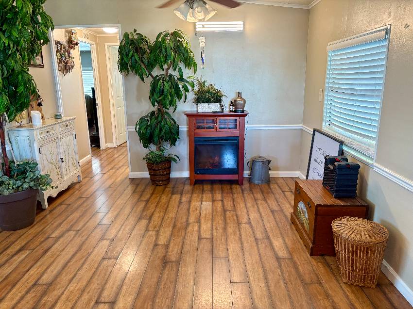 1302 S Indies Circle a Venice, FL Mobile or Manufactured Home for Sale