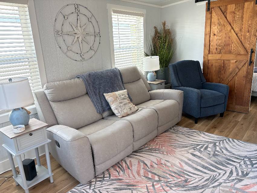 1300 N River Road, Lot E125 a Venice, FL Mobile or Manufactured Home for Sale