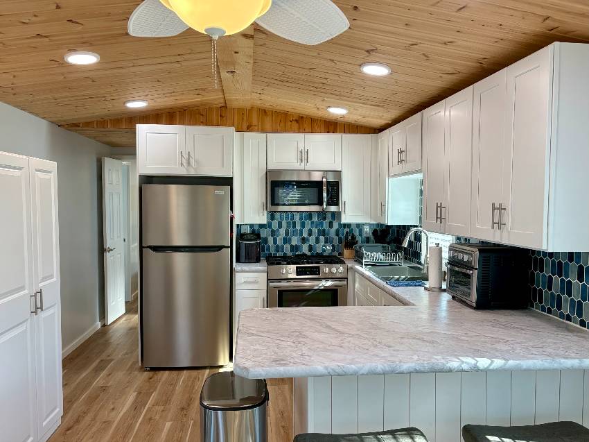 1300 N River Road, Lot E125 a Venice, FL Mobile or Manufactured Home for Sale