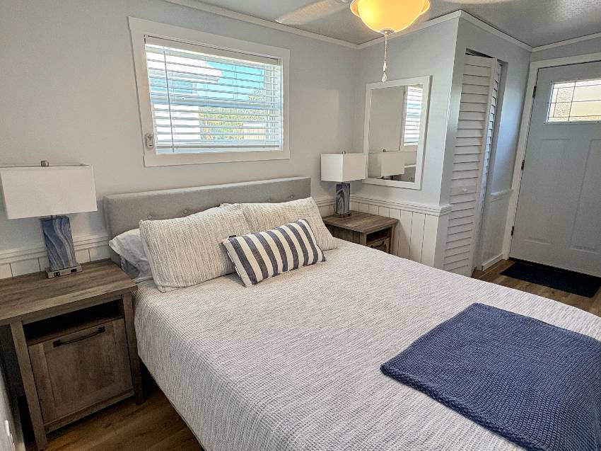 1300 N River Road, Lot E125 a Venice, FL Mobile or Manufactured Home for Sale