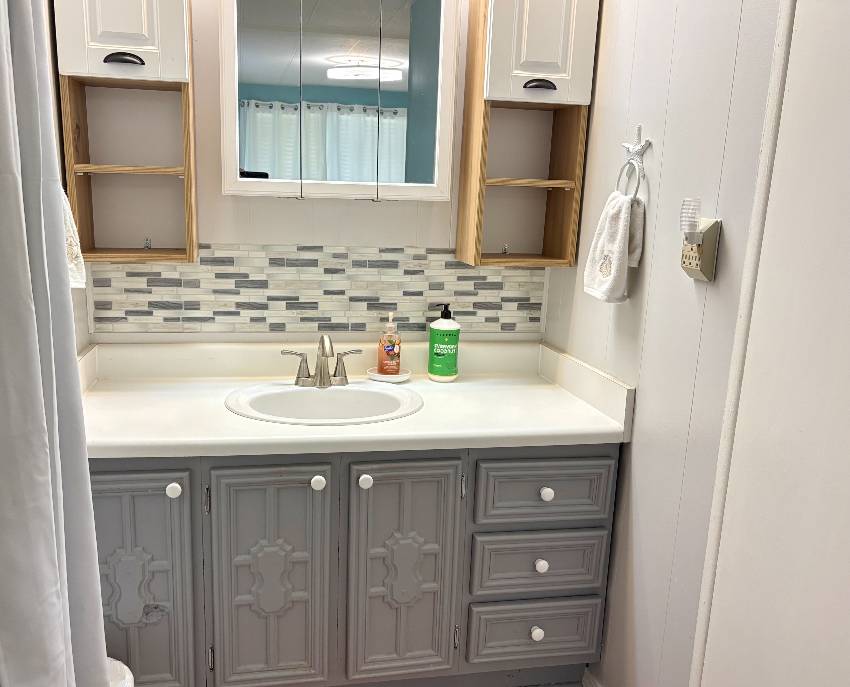 921 Eleuthera W a Venice, FL Mobile or Manufactured Home for Sale