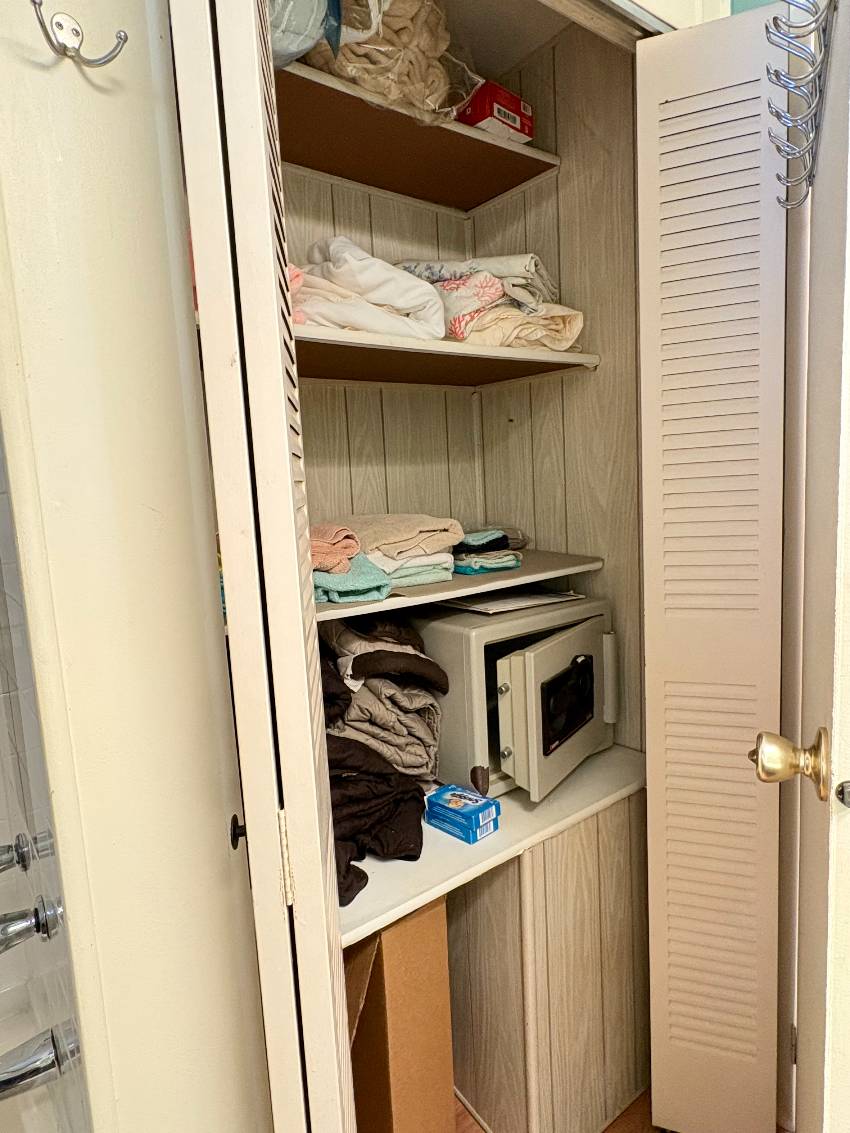 921 Eleuthera W a Venice, FL Mobile or Manufactured Home for Sale