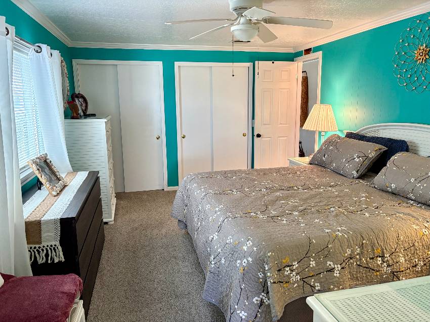 917 Sand Cay W a Venice, FL Mobile or Manufactured Home for Sale