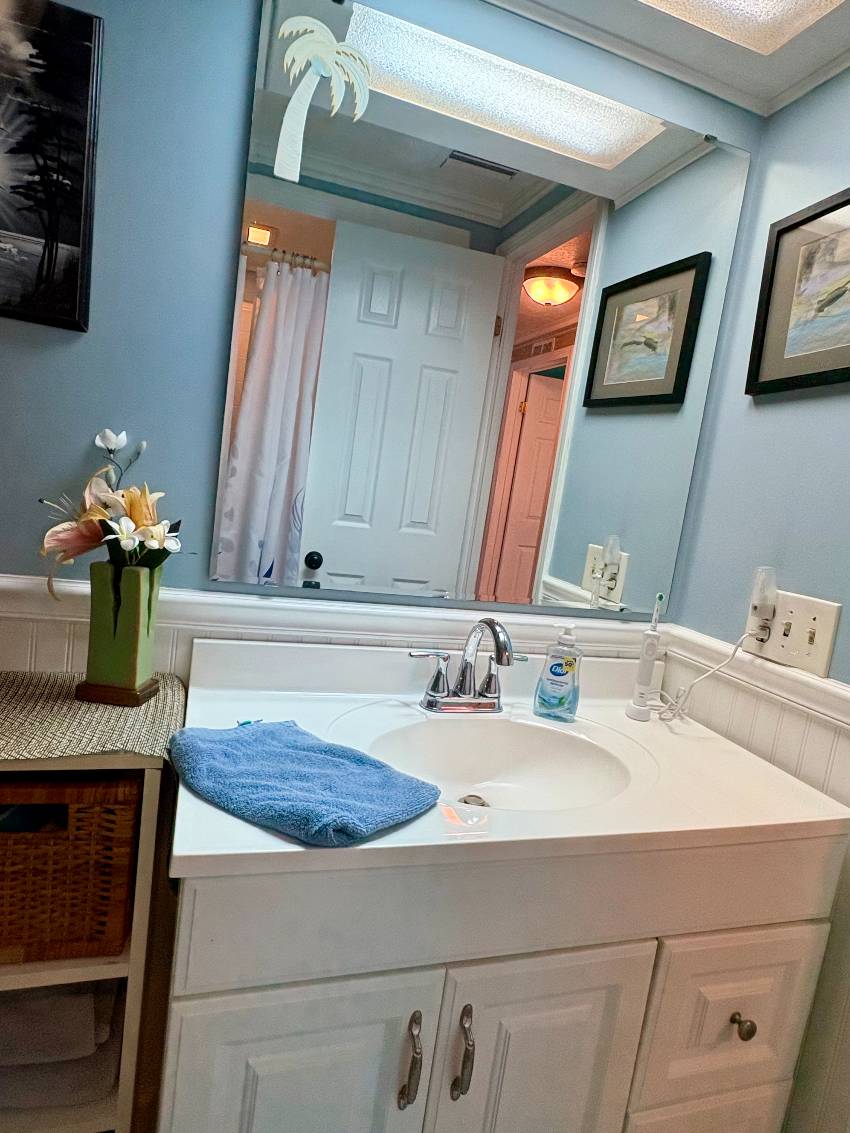 917 Sand Cay W a Venice, FL Mobile or Manufactured Home for Sale