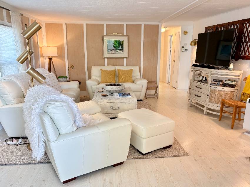 430 Andros a Venice, FL Mobile or Manufactured Home for Sale