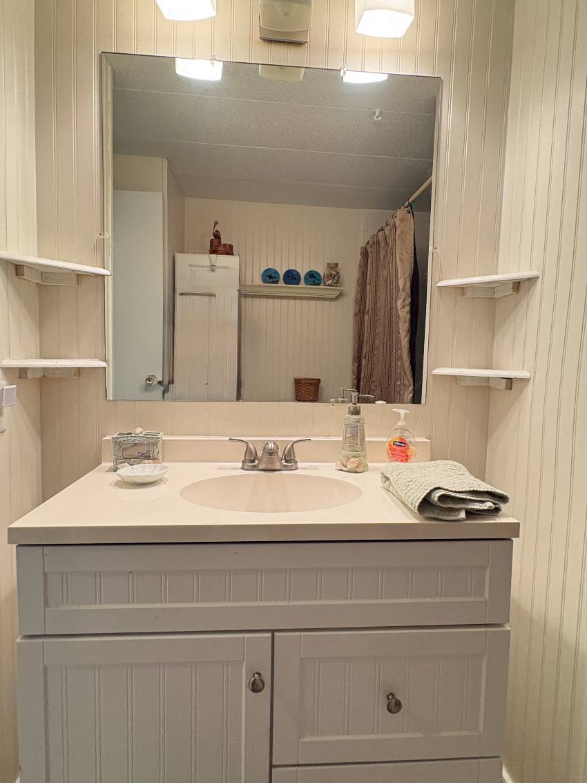 984 Freeport E a Venice, FL Mobile or Manufactured Home for Sale