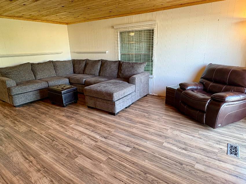 900 Nogoya W a Venice, FL Mobile or Manufactured Home for Sale