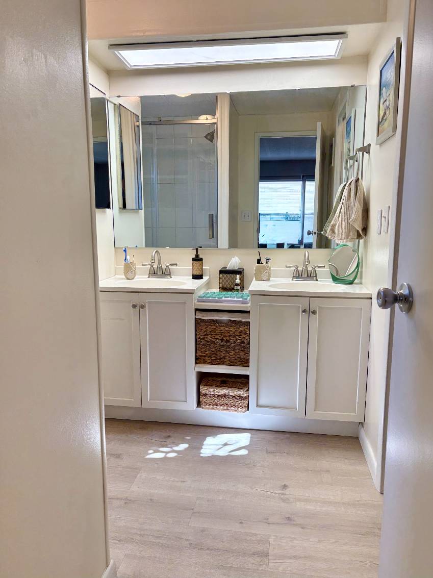 990 Questa E a Venice, FL Mobile or Manufactured Home for Sale