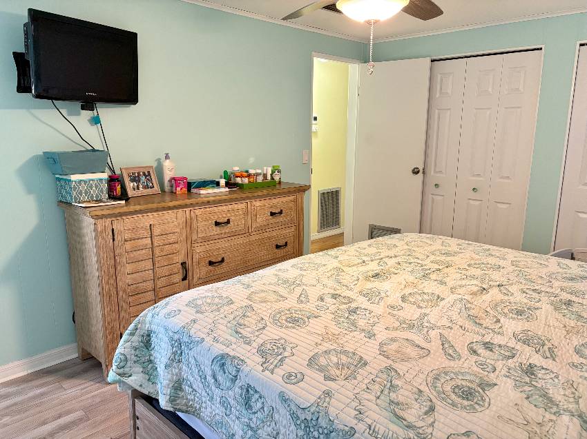 918 Uplands W a Venice, FL Mobile or Manufactured Home for Sale