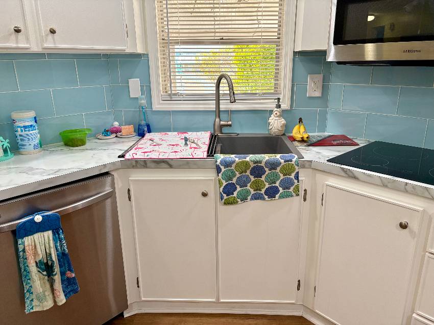 918 Uplands W a Venice, FL Mobile or Manufactured Home for Sale