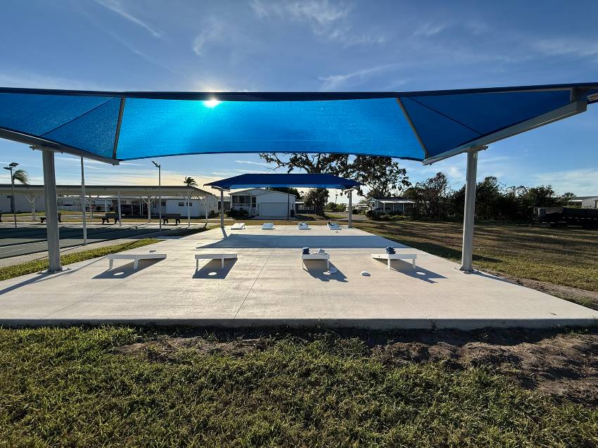 562 Bayshore Dr a Ellenton, FL Mobile or Manufactured Home for Sale