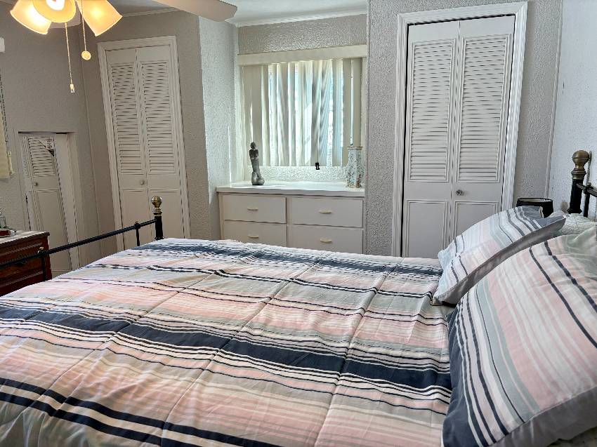 976 Freeport E a Venice, FL Mobile or Manufactured Home for Sale