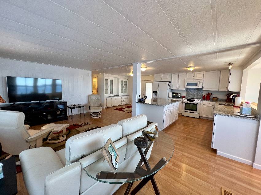 327 3rd St Dr W #11 a Palmetto, FL Mobile or Manufactured Home for Sale