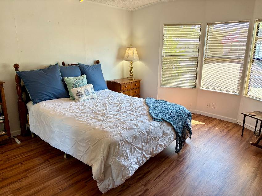 1262 N Indies Circle a Venice, FL Mobile or Manufactured Home for Sale