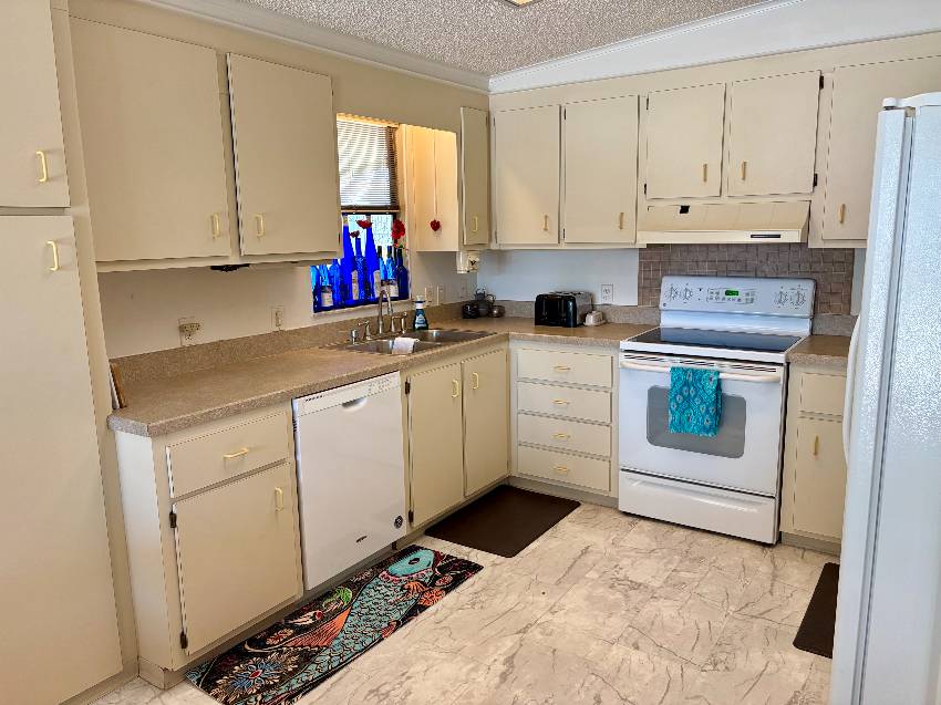 1262 N Indies Circle a Venice, FL Mobile or Manufactured Home for Sale