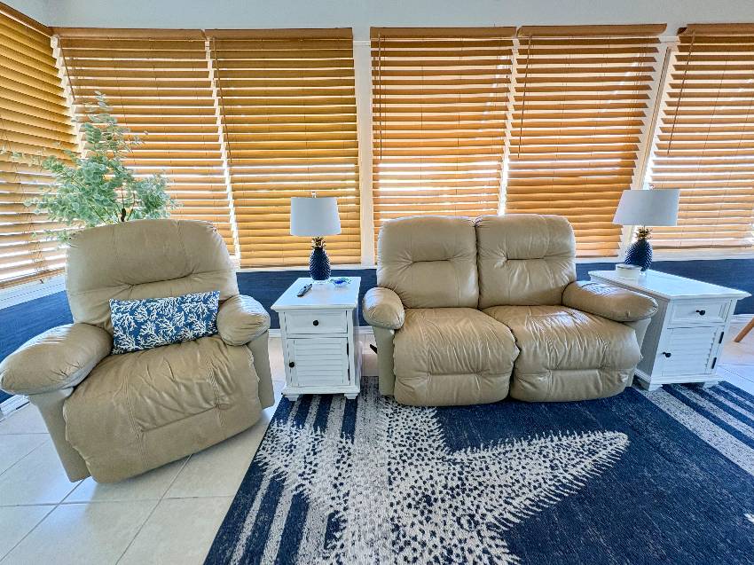 962 Vincent E a Venice, FL Mobile or Manufactured Home for Sale