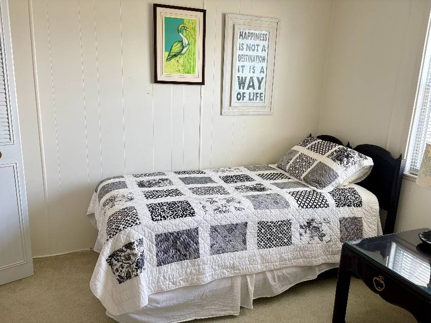 956 Bonaire E a Venice, FL Mobile or Manufactured Home for Sale