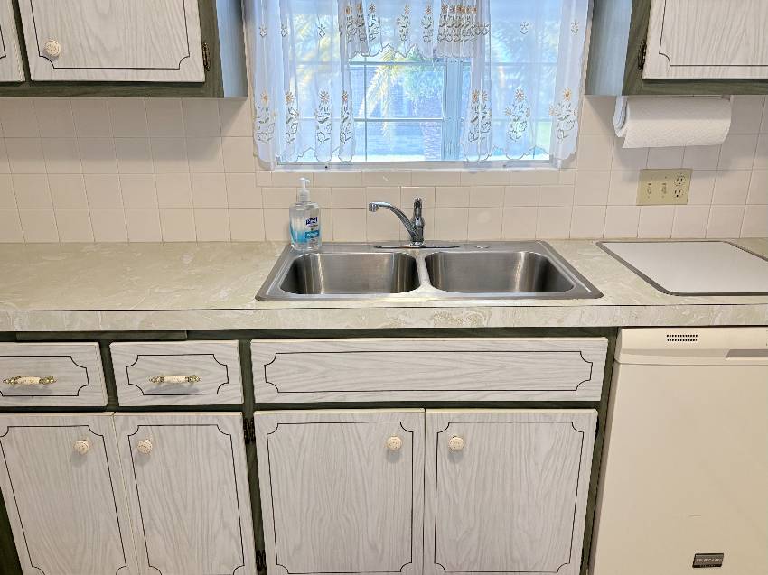 975 Roseau E a Venice, FL Mobile or Manufactured Home for Sale