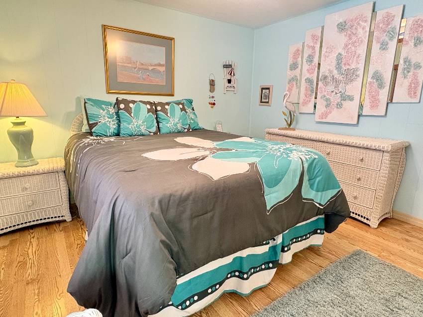 933 Questa W a Venice, FL Mobile or Manufactured Home for Sale