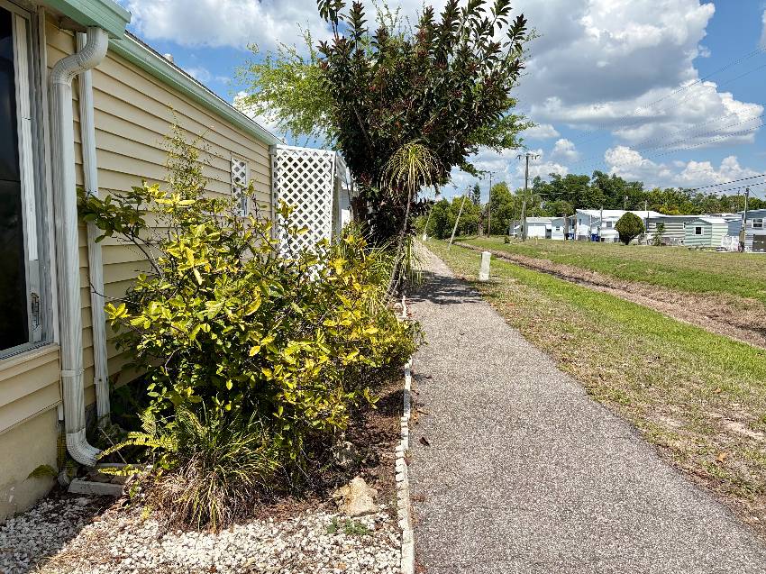 989 Eleuthera E a Venice, FL Mobile or Manufactured Home for Sale