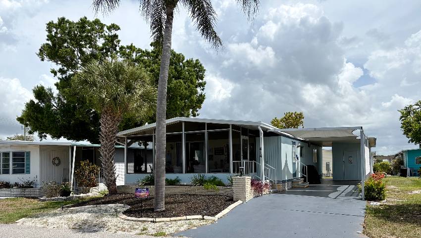 414 Zacapa a Venice, FL Mobile or Manufactured Home for Sale