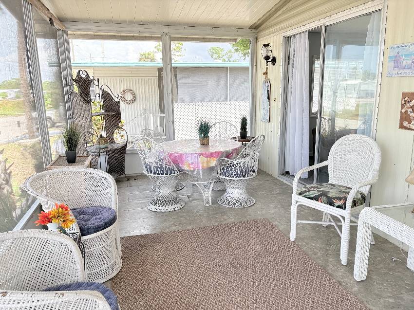 414 Zacapa a Venice, FL Mobile or Manufactured Home for Sale