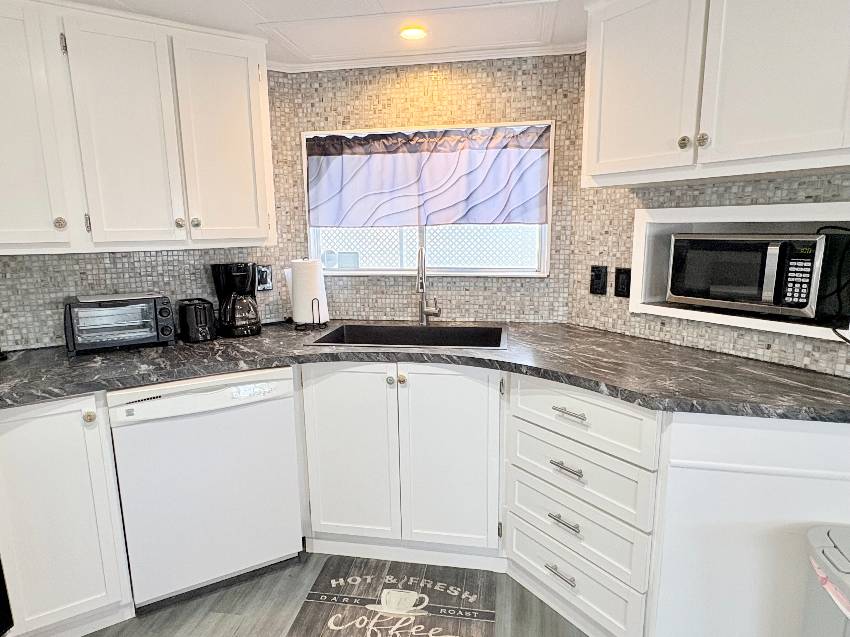 414 Zacapa a Venice, FL Mobile or Manufactured Home for Sale