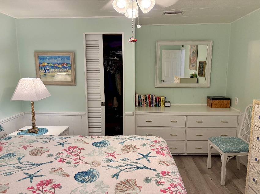 966 Sand Cay E a Venice, FL Mobile or Manufactured Home for Sale