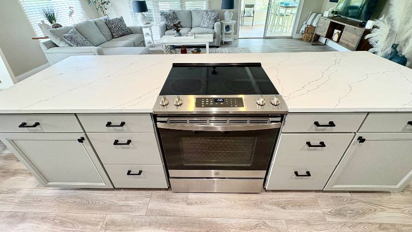 936 Xanadu a Venice, FL Mobile or Manufactured Home for Sale