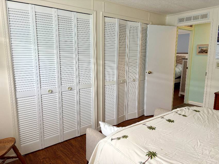 1239 N Indies Circle a Venice, FL Mobile or Manufactured Home for Sale